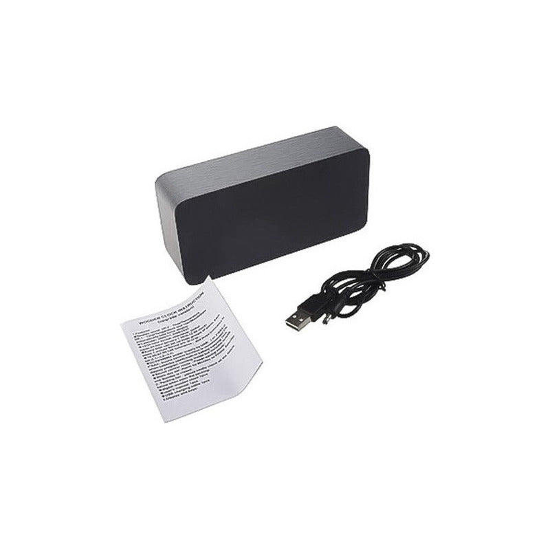 Reloj Despertador Digital De Madera Luz Lcd Pilas Y Usb 1299